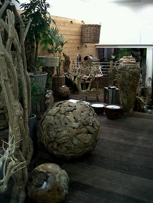 Boule de Teck recyclé et plantes